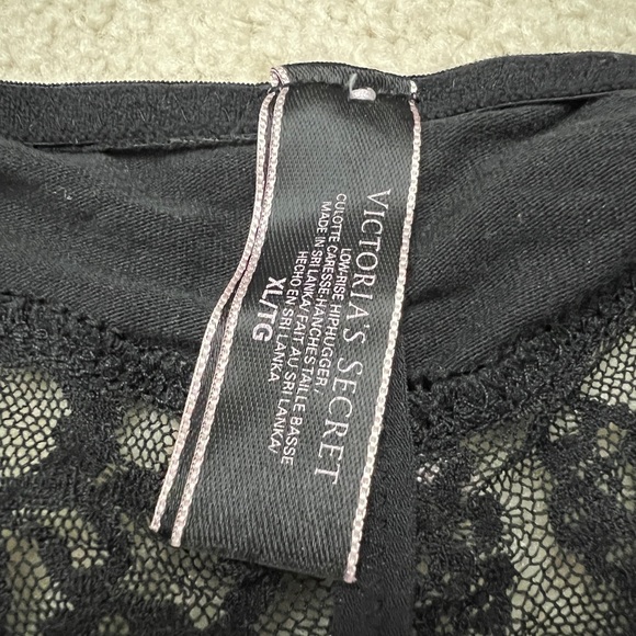 New Victoria’s Secret Black Cotton & Lace ruched back hiphugger panties VS XL - Picture 3 of 3
